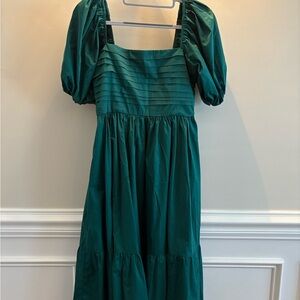 The A&F Emerson Poplin Puff Sleeve Midi Dress